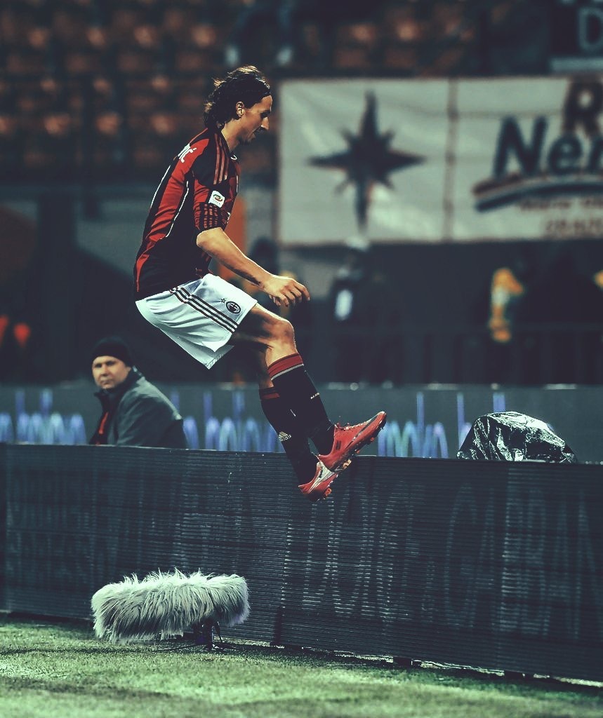 【米兰老照片】 ❤️🖤 伊布拉希莫维奇🇸🇪.sempremilan