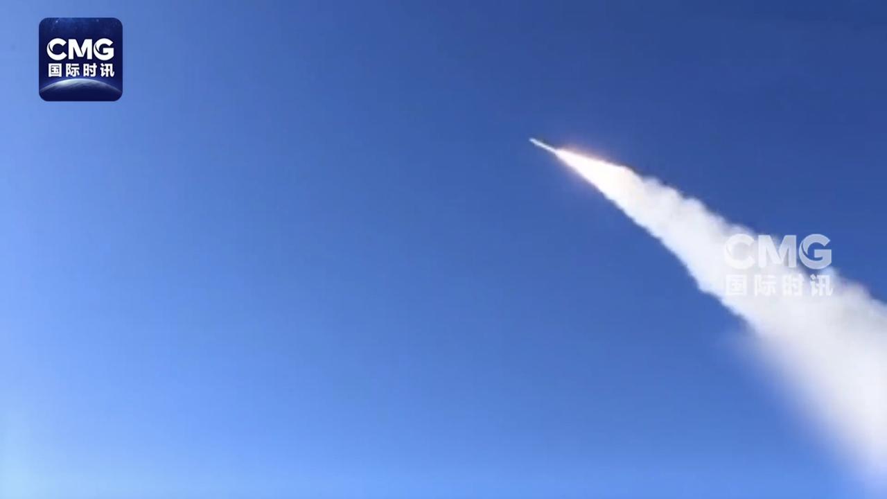 特朗普不是想谈判吗？好的，让他们跟导弹去谈吧。

就在一个小时之前，伊朗伊斯兰革