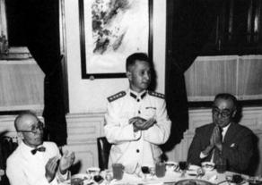 [浮云]1981年，74岁的粟裕大将，向中央请求“我想回家乡看看”。经过一番讨论