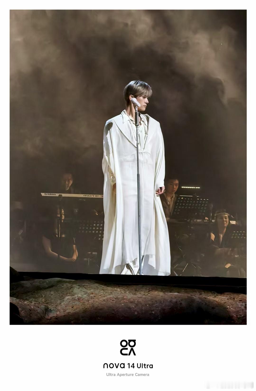 易烊千玺演唱会感觉这舞美好高级！nova14 拍易烊千玺的舞台也好出片啊！[开学