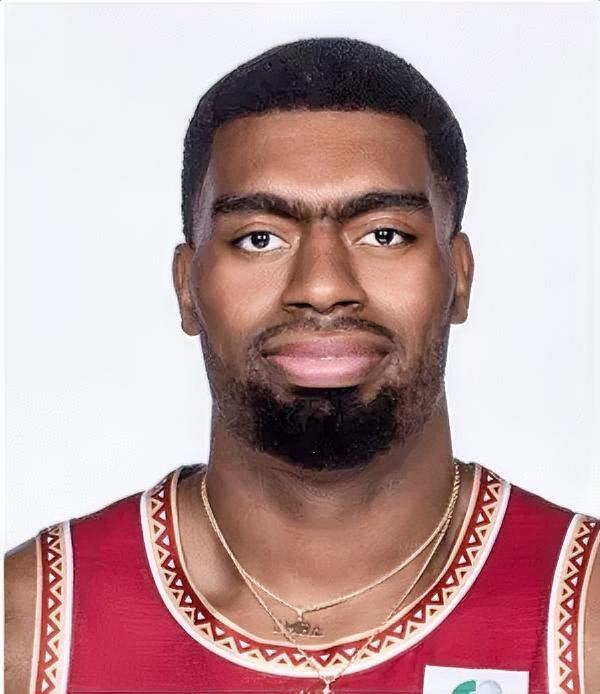 浙江外援约翰逊今天真的打疯了！！今天浙江主场96：87击败福建，外援约翰逊终于打