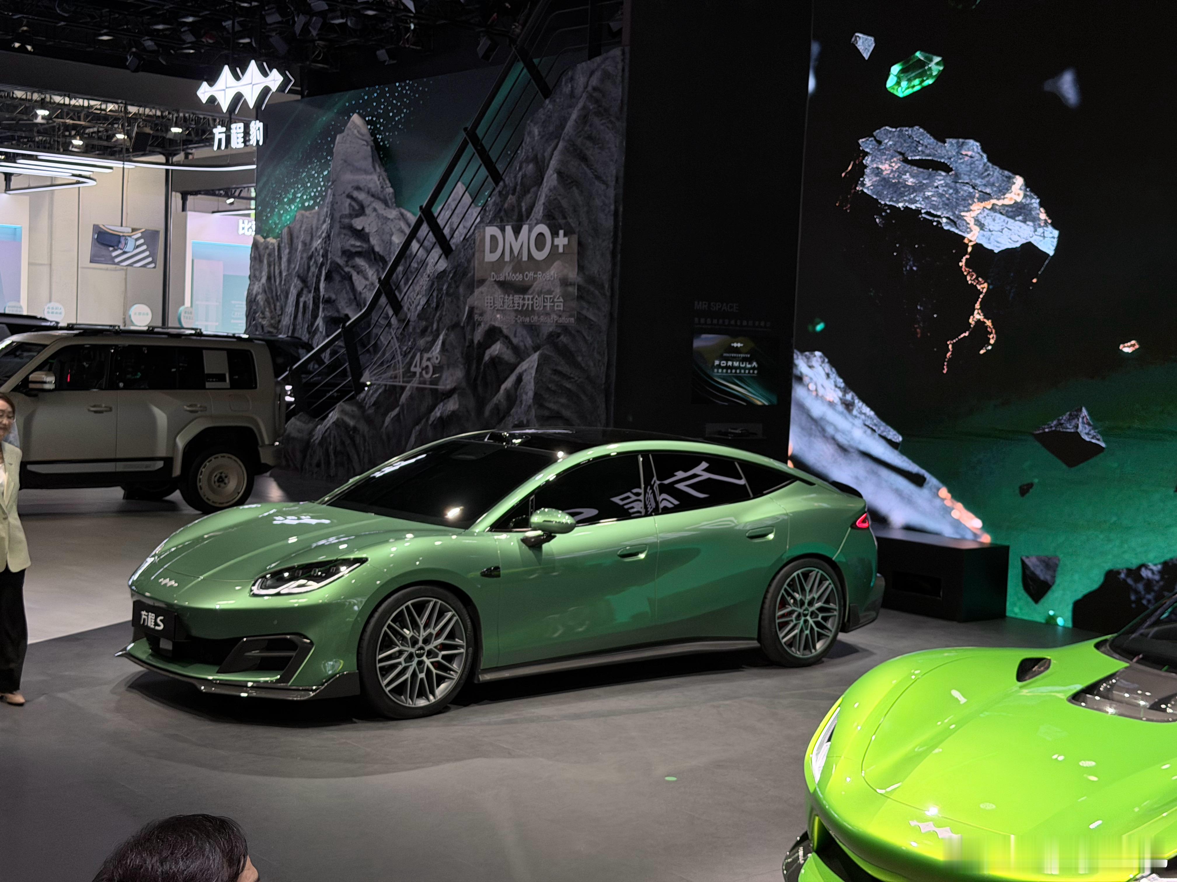 方程S和SL来了！！S还会有一款GT车型（图3），SL尺寸超5m3，适合年轻家庭