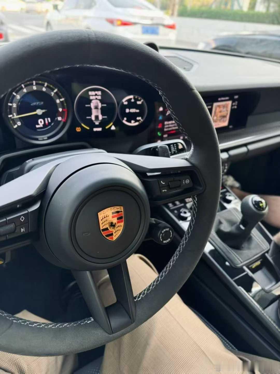保时捷GT3 欧规，24年4000公里，碳顶 Bose音响 碳纤维内饰 桶椅等，