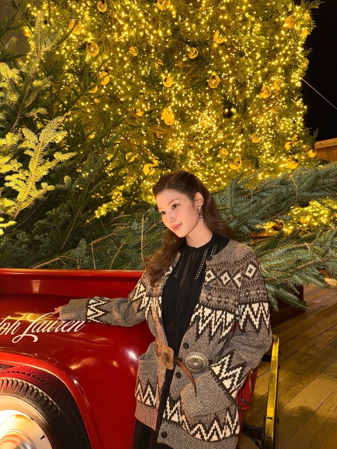 Sana x Ralph Lauren 🎄💫✨ 