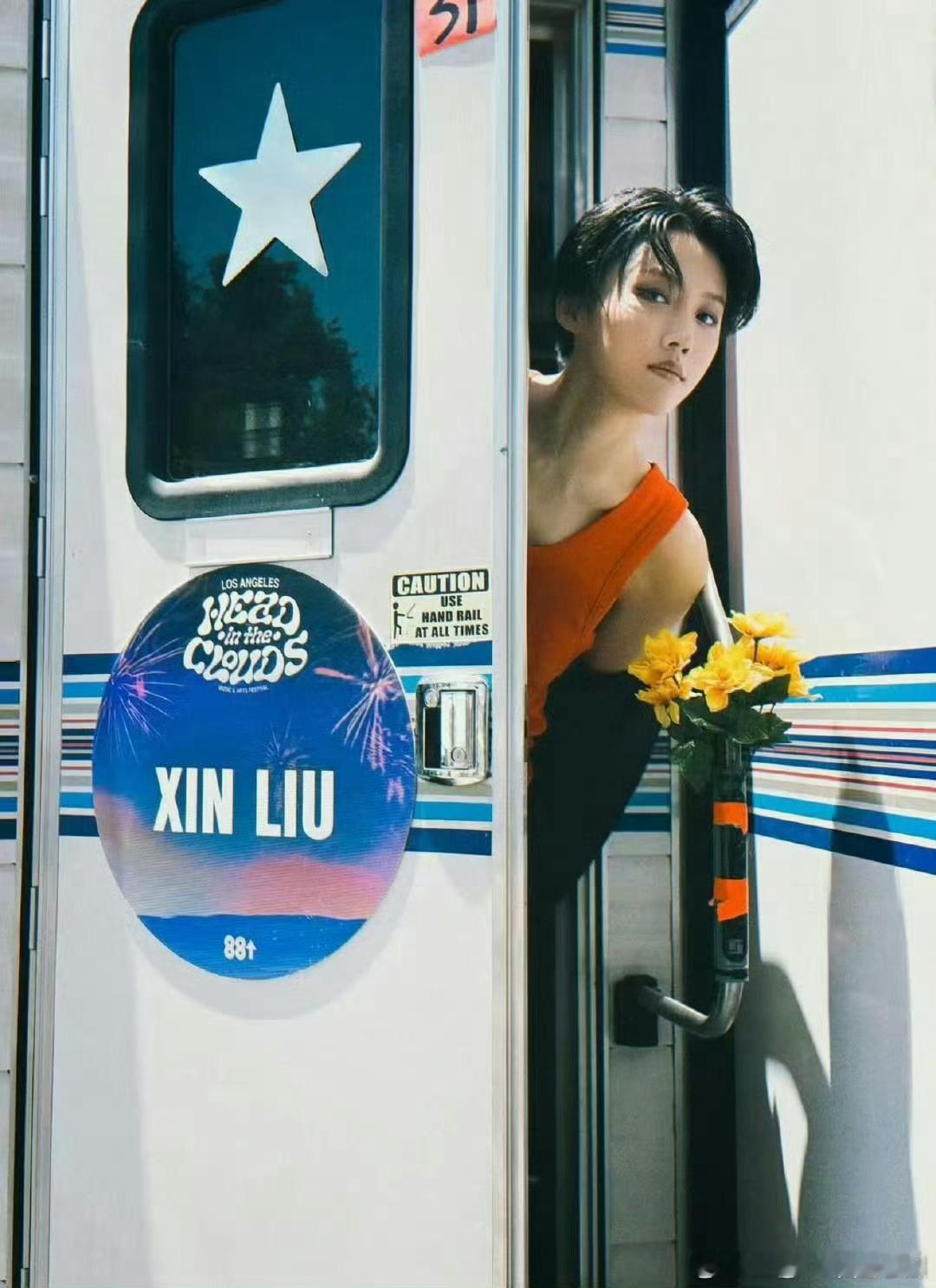 哇哦，刘雨昕营业，港风美女[憧憬] ​​​
