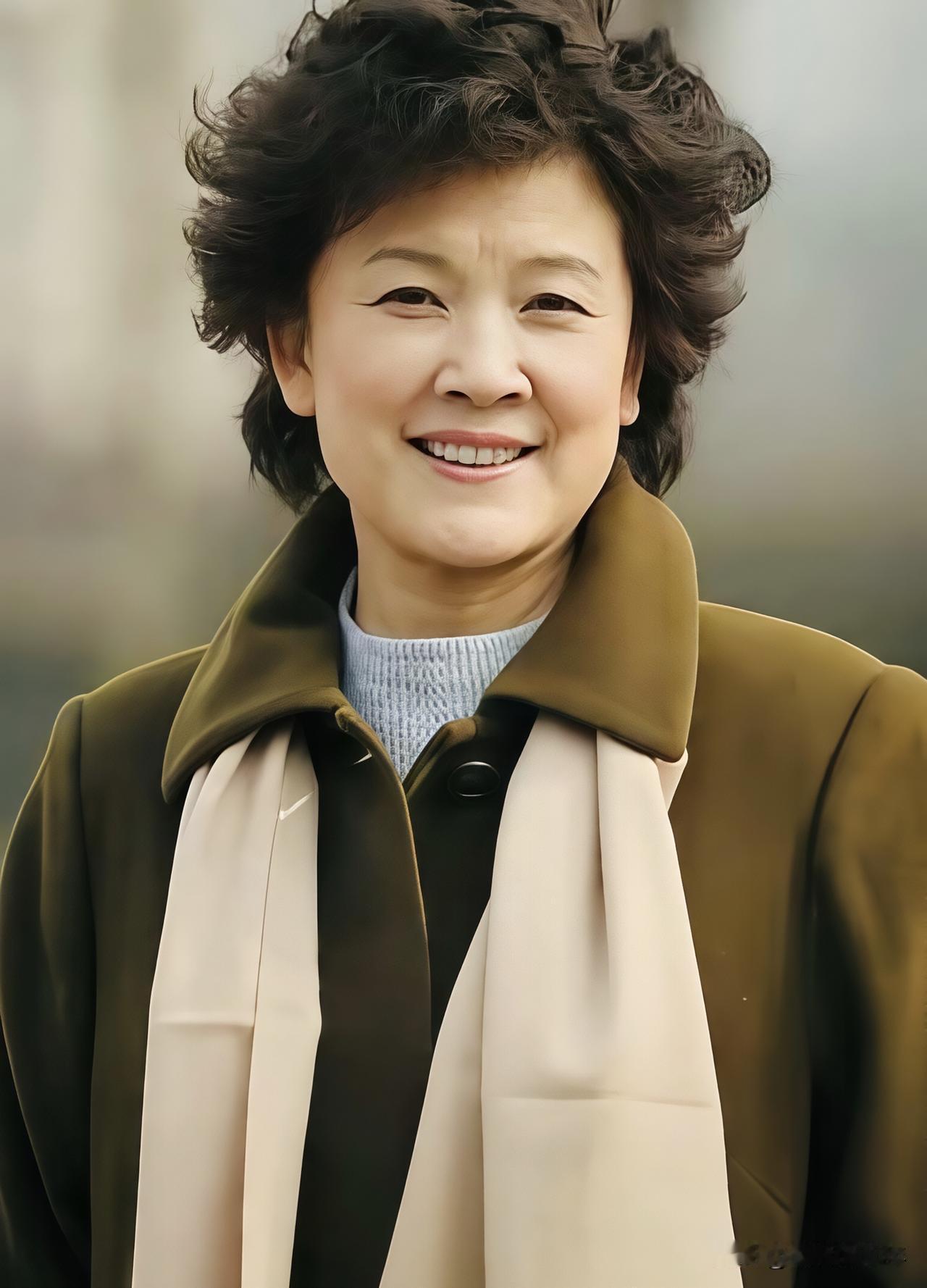 61岁宋春丽丁克30年，被邓婕一句话治愈晚年

作为家喻户晓的德艺双馨老戏骨，宋