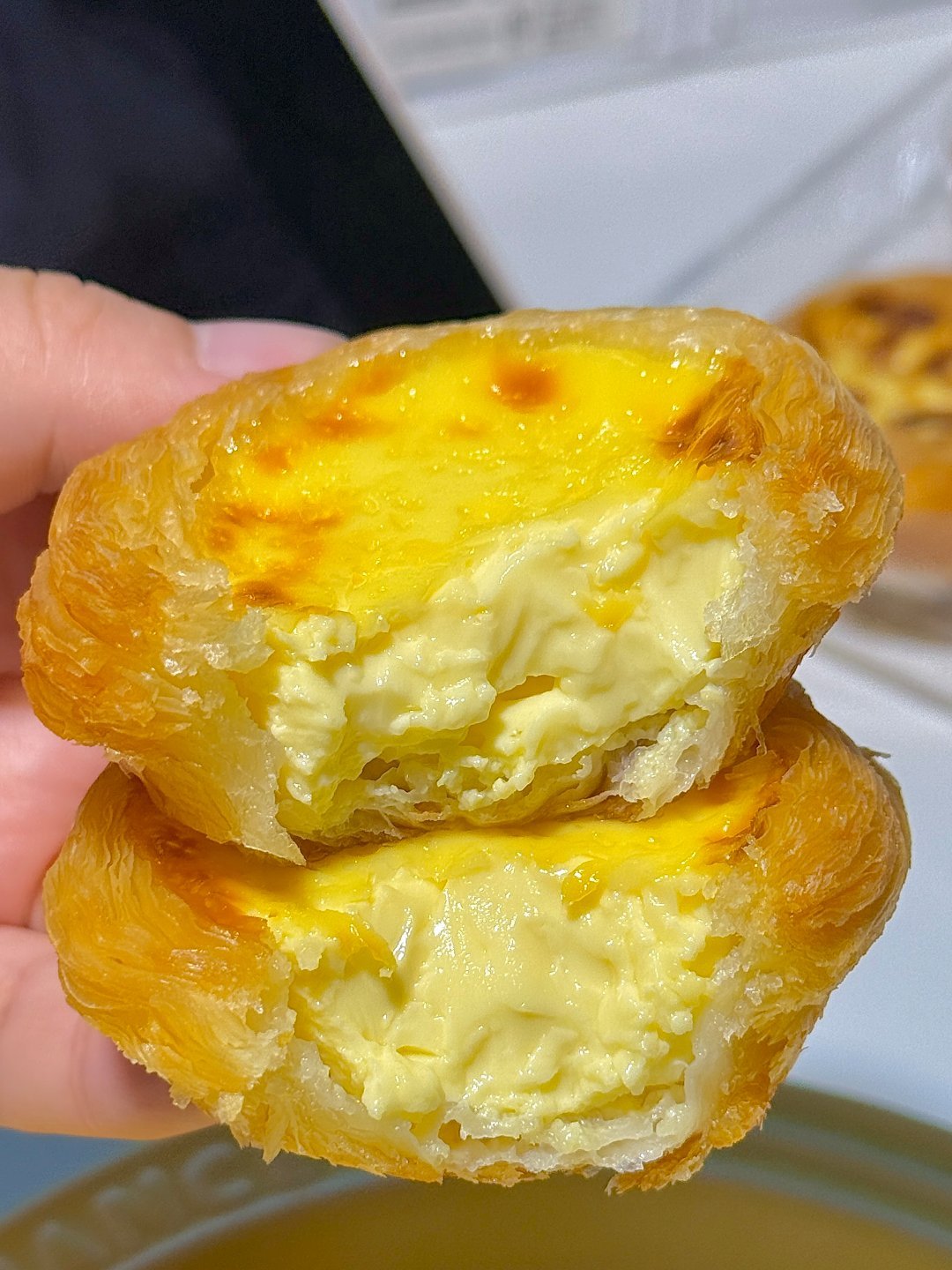 成都人爱吃的清洁标签蛋挞超好吃成都人爱吃蛋挞。休闲时刻来一个，饿了累了来一个，小