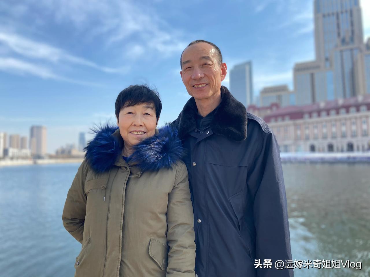 女儿从未让你骄傲 您却待我如宝 
祝老爸生日快乐 平安健康 🎂🎂[蛋糕]
永