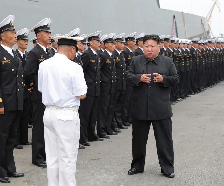 朝鲜又有大动作了，金正恩下了“死命令”！
 
朝中社最新爆料，金正恩在18日亲自