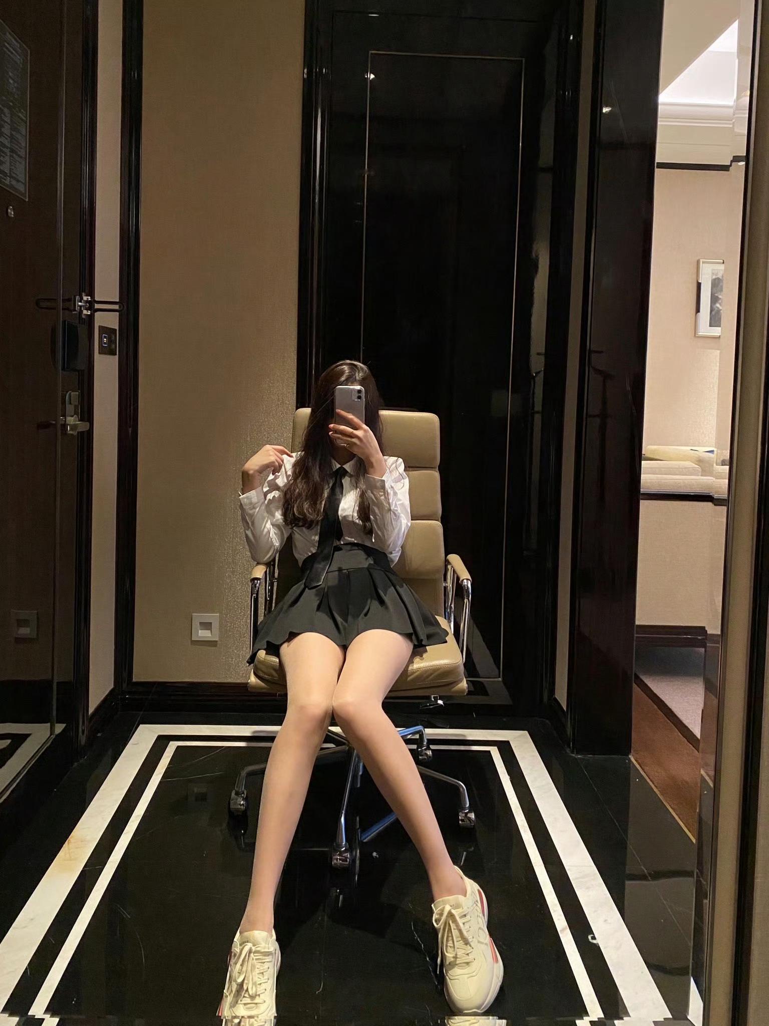 #绫##涞觅,不止丝滑##ootd# 今天又嫩啦[爱你] ​​​