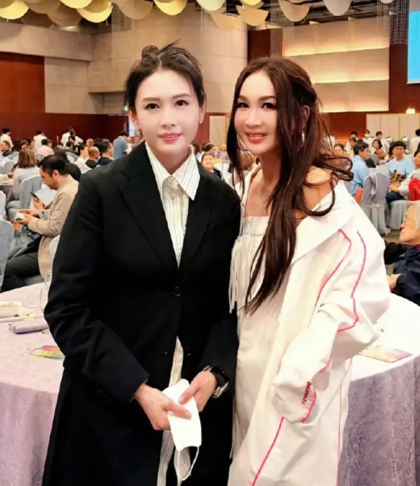 邱淑贞  温碧霞。