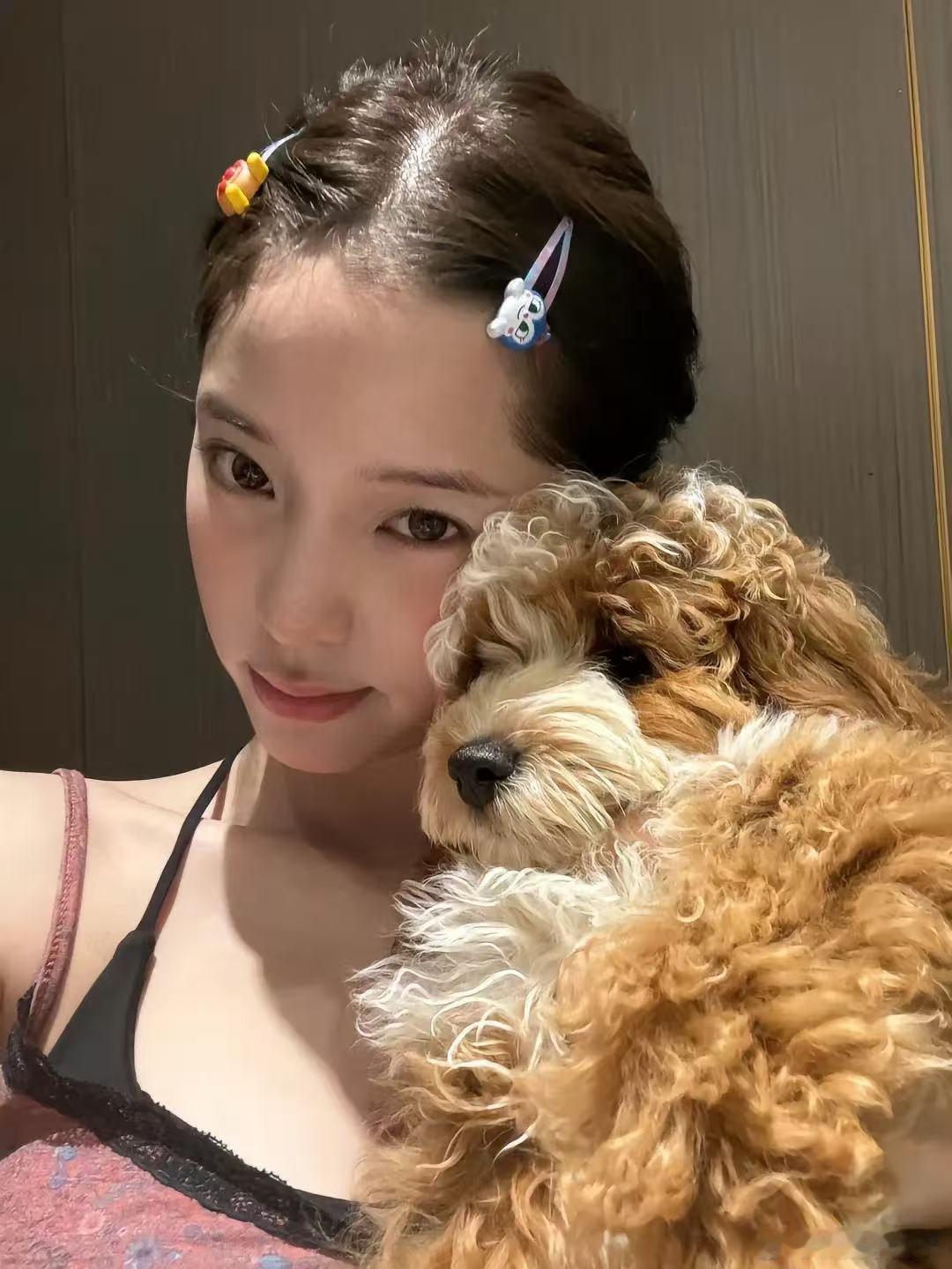 欧阳娜娜我少女时期的审美主义欧阳娜娜完全我少女时期的审美主义来的！一直以来的审美