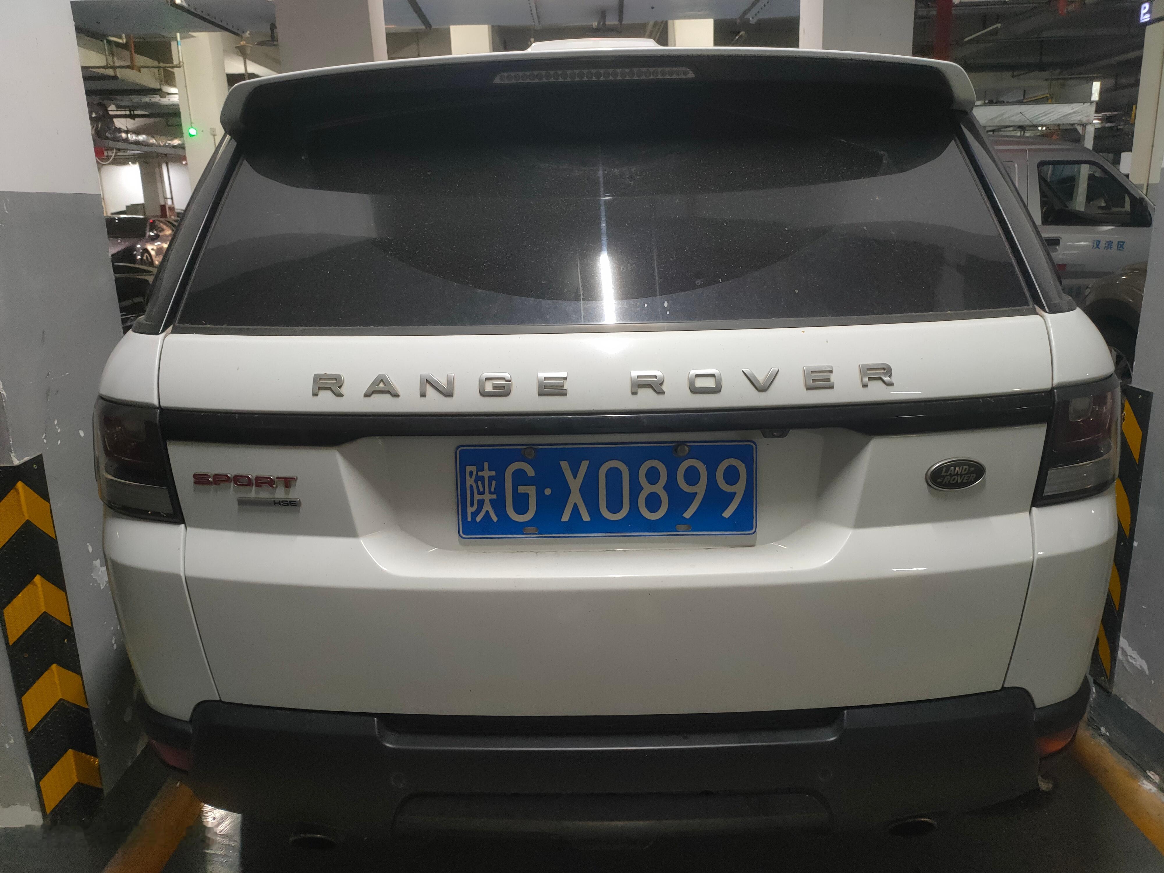 全球车牌[超话] 陕GX0899路虎揽胜运动  ​​​