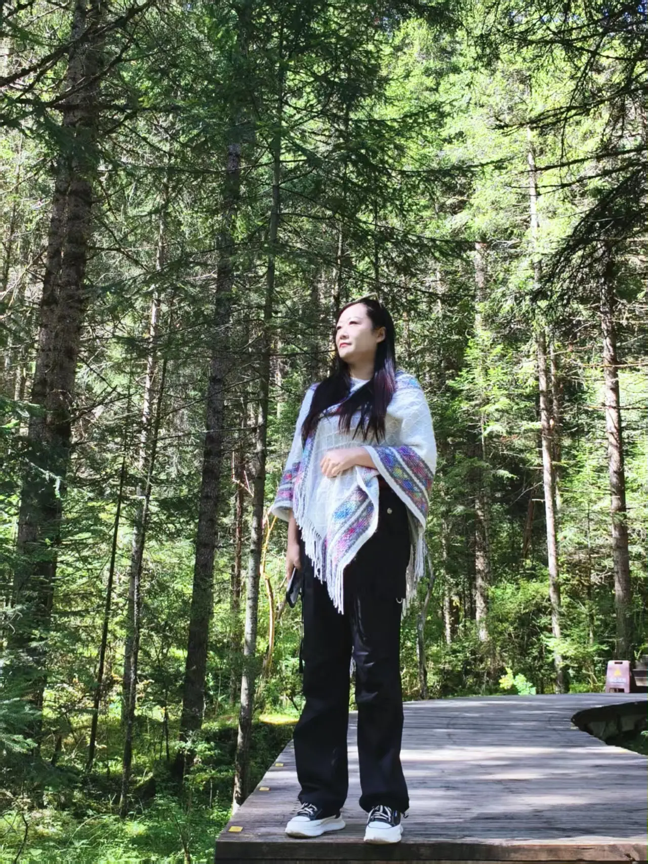 闪婚，你敢吗？反正也谈不好，见个面吃个饭，觉得投眼缘的话，就去领证一起...