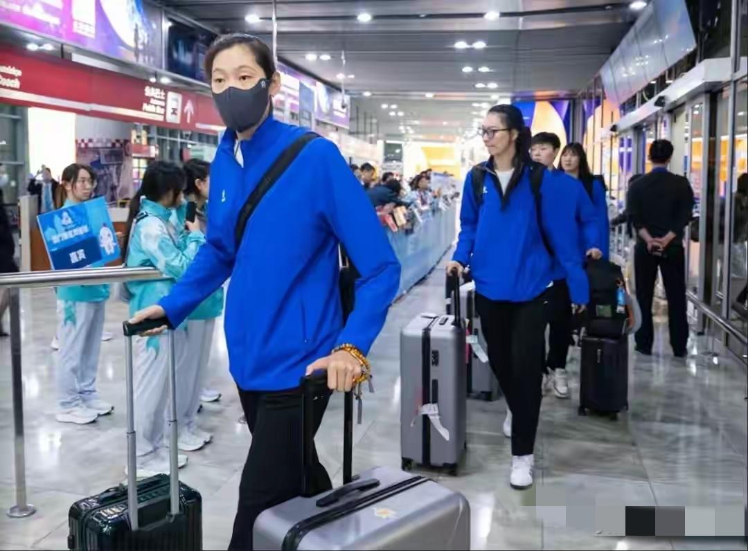 朱婷终于要圆全运会赛场梦了！
你这是三次参赛两次遗憾缺席正赛
这次伤愈回归状态拉