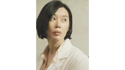 广东人松弛感穿搭的原因找到了广东人低调藏血泪过往早年飞车党横行街头，抢夺伤人事件