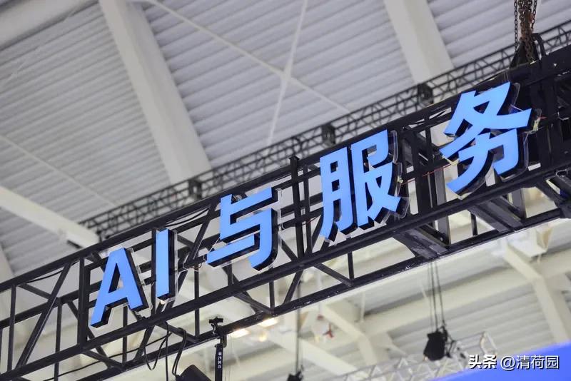 马斯克：中国很有可能成AI领导者"马斯克这回没捧场子，是捧事实：中国AI缺的不是