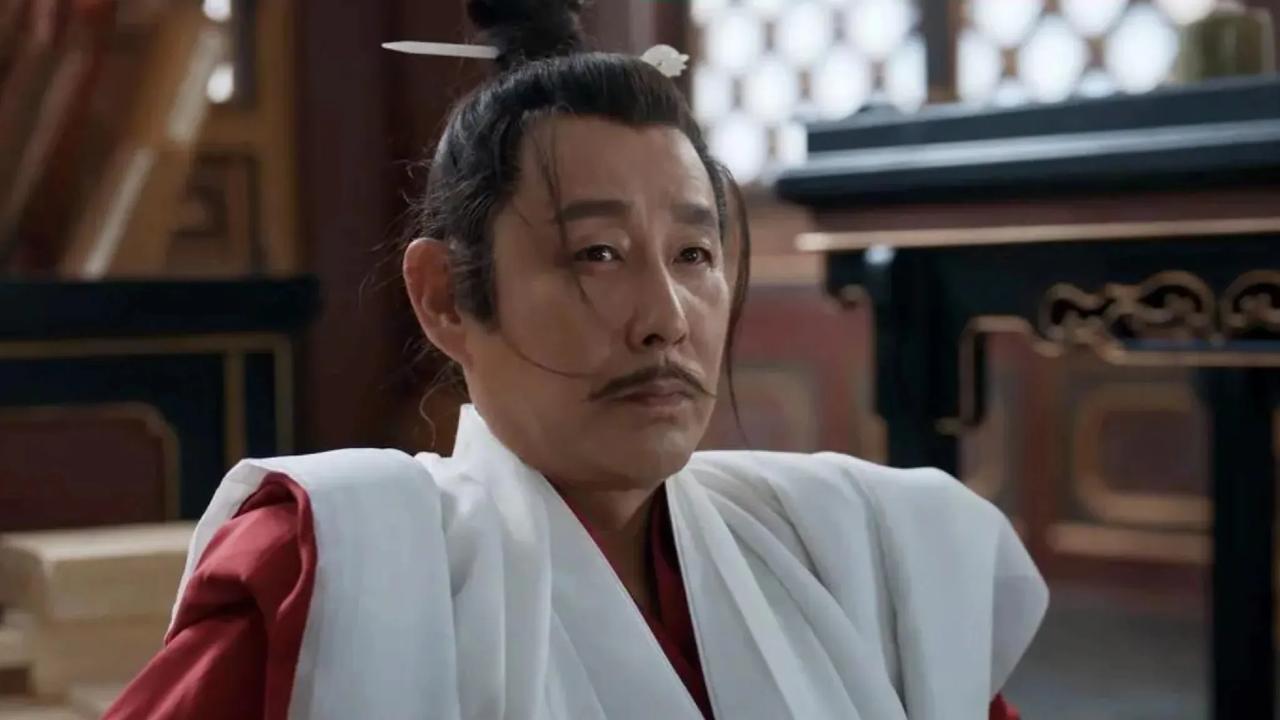 庆余年第二季播放到现在，出现了一个大漏洞：庆帝为何毫不关心二皇子与长公主私下与北