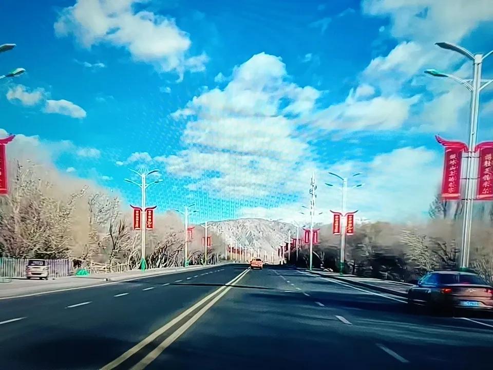 蓝天白云，我的梦想永远在前面！