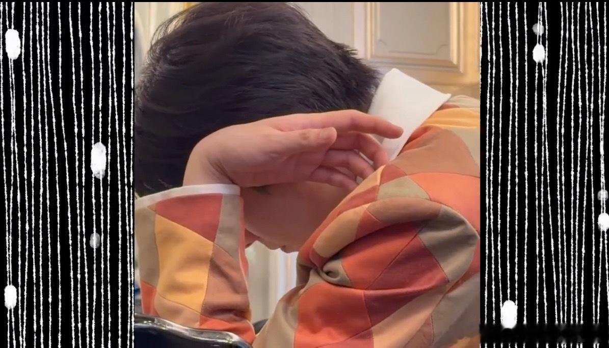 刚看到一句弹幕说：小宁一直做自己就会一直开心这是我们所有人的心愿，希望我宁天天开