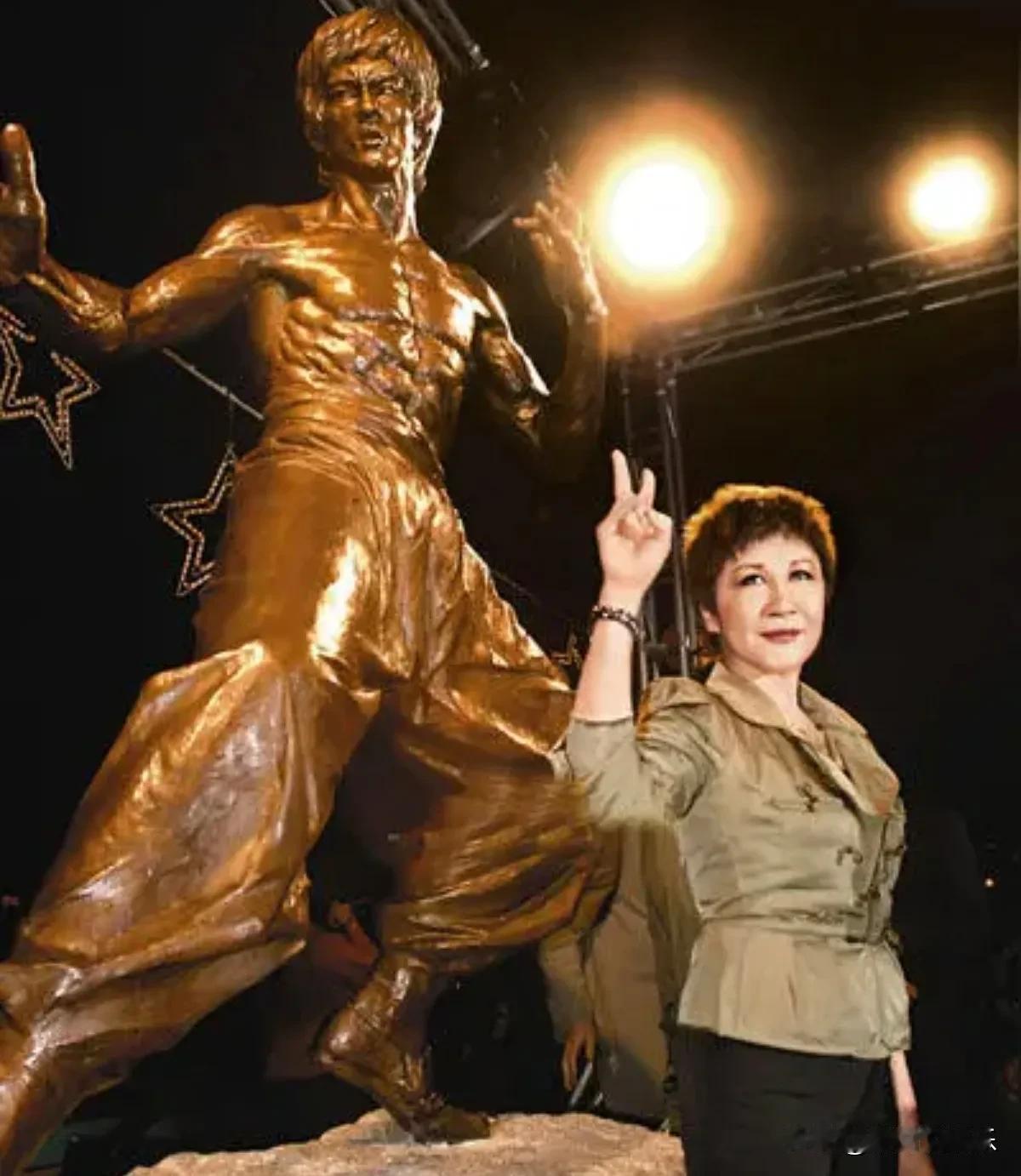 时隔52年，丁珮首度回应李小龙死亡谜团
1973年7月20日，国际武打巨星李小龙