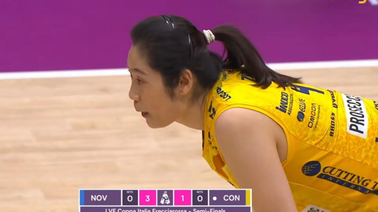 朱婷首发出战，科内3-0横扫诺瓦拉，顺利挺进女排意大利杯决赛！
北京时间1月24