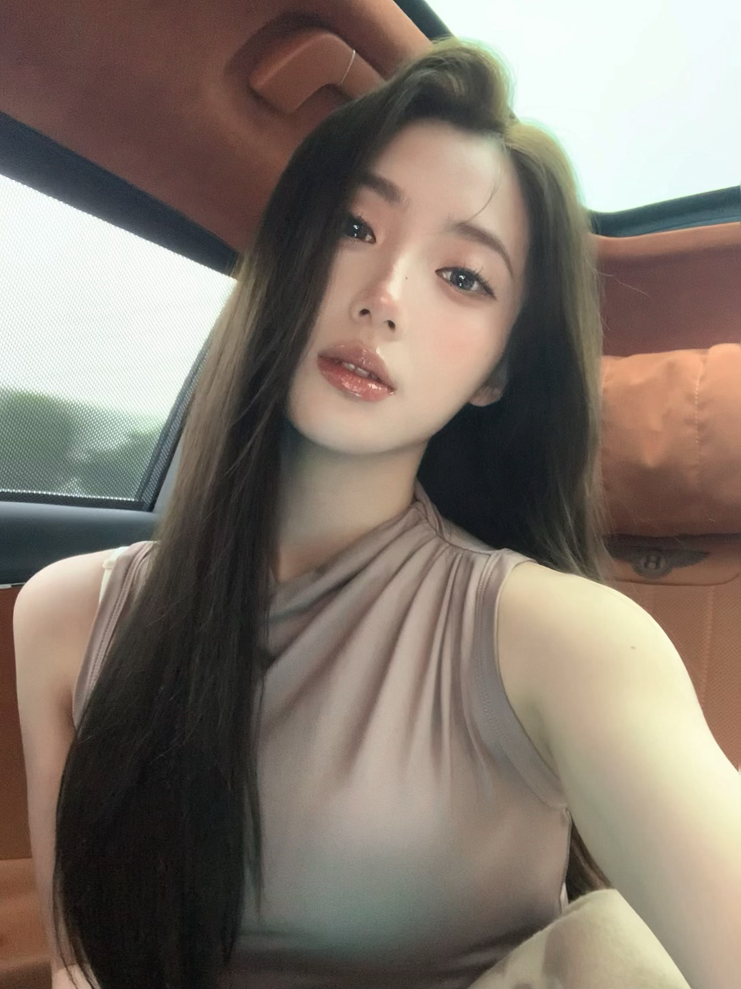 越是人声鼎沸 ​​​
