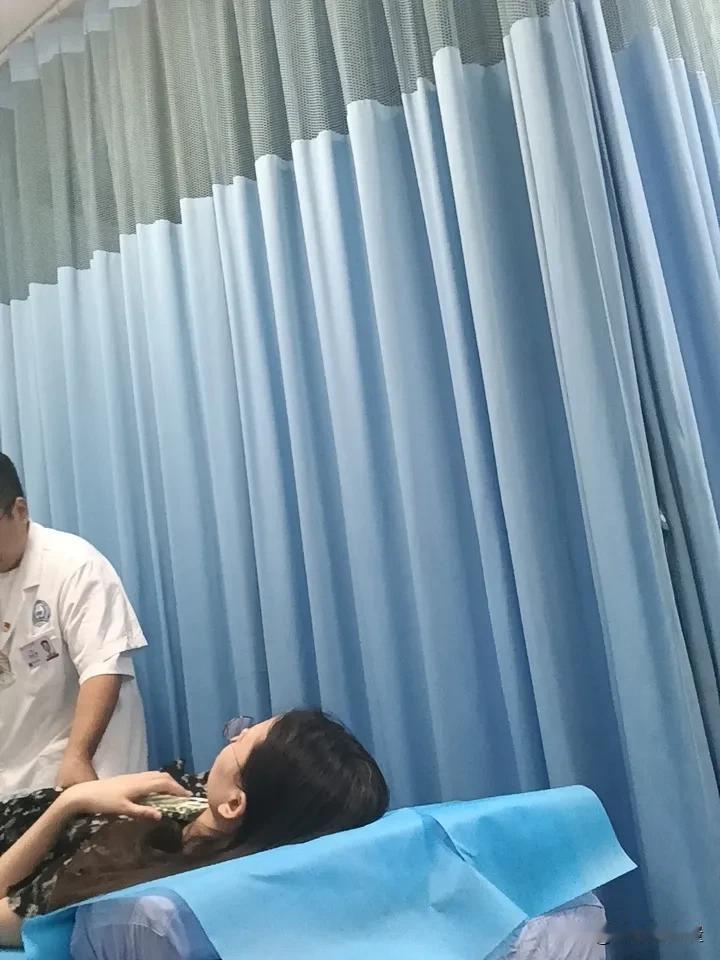 “人不可貌相”
下句是“海水不可斗量”
这话极有道理
如马云
长相在大众眼中不出