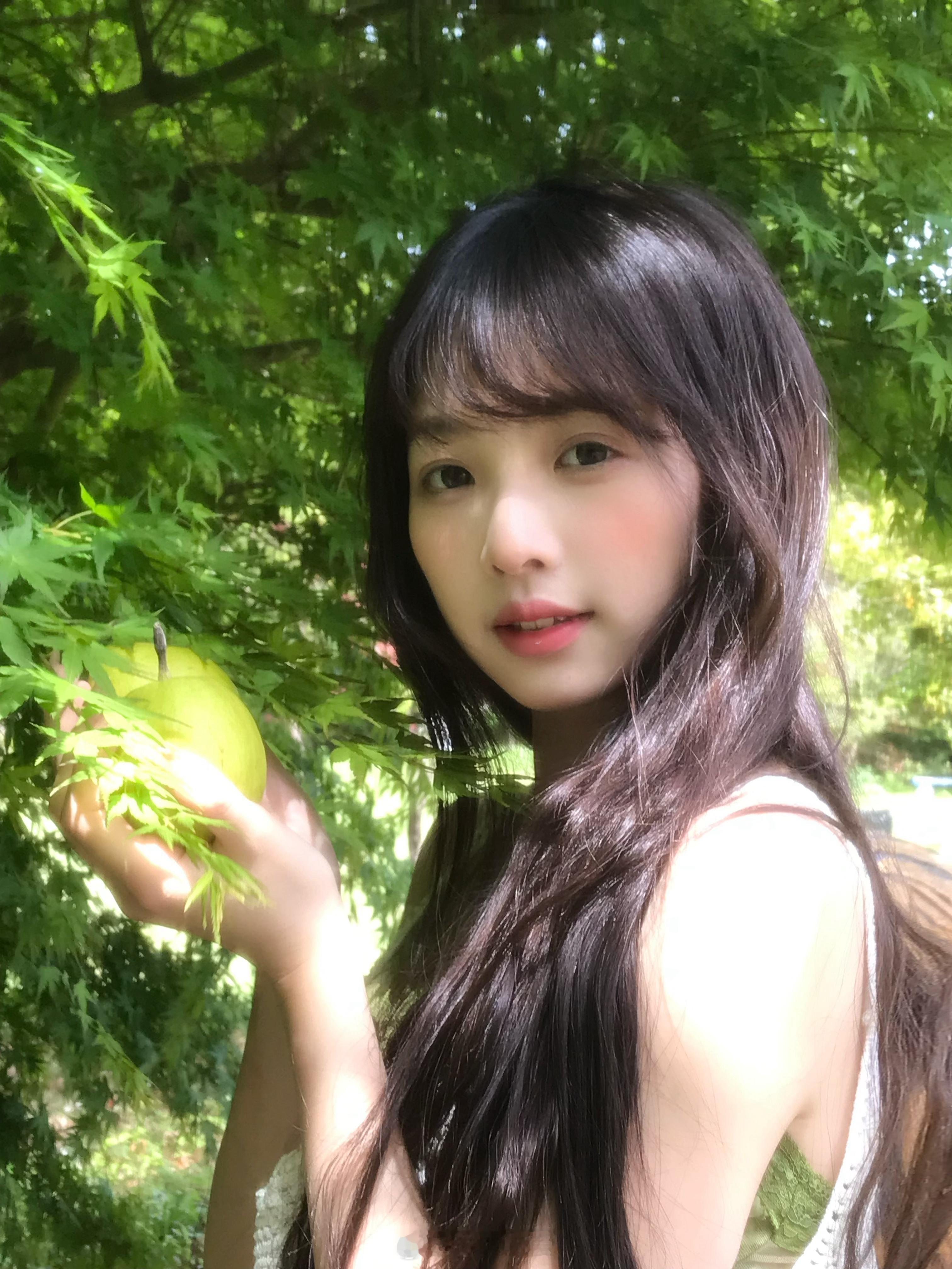 “空气像青苹果🍏” ​​​