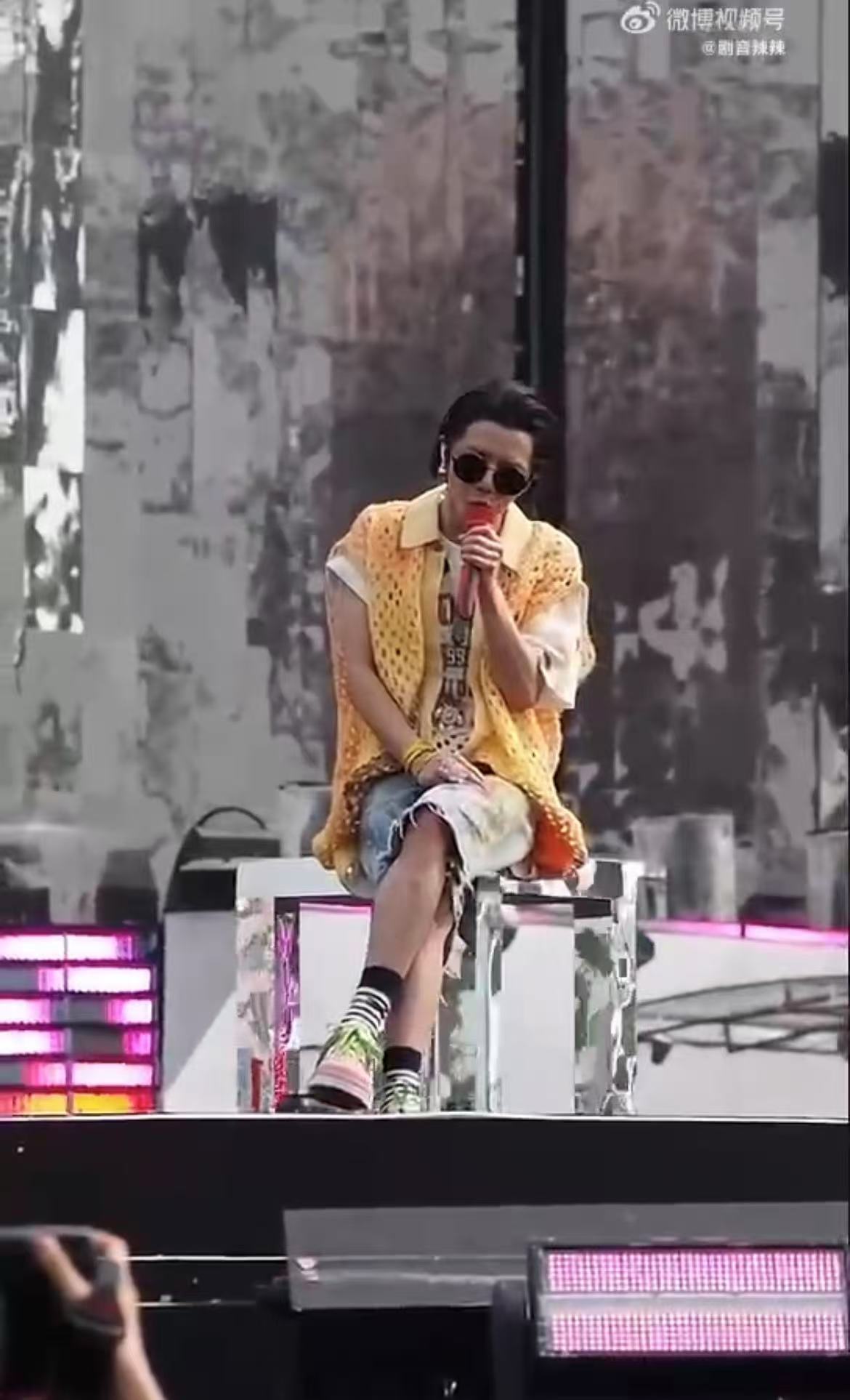 被华晨宇高音吟唱秒了没有任何人能拒绝了华晨宇高音带给我们的惊喜与震撼，瞬间就已经