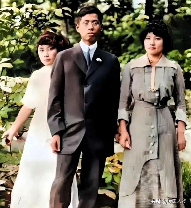 1910 年，宋庆龄、宋子文和宋美龄三位姐弟在美国留下了一张合影 ​​​老照片