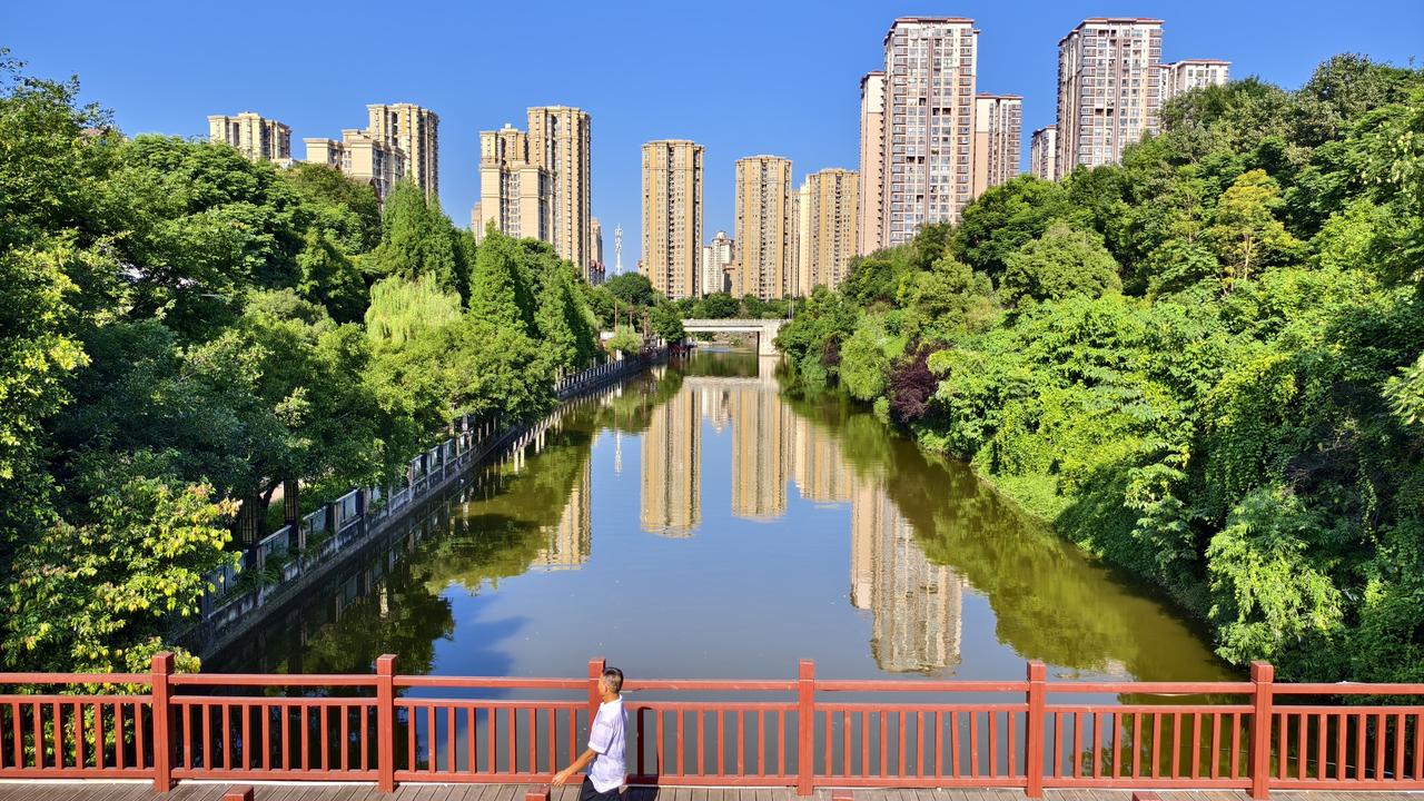 荣昌上半年财政表现来了！

2026年1-6月荣昌全区一般公共预算收入完成24.