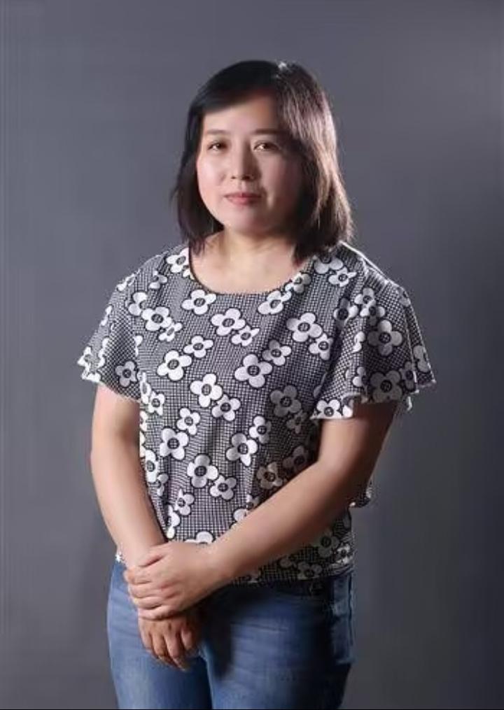 太痛心！成都锦城学院传来噩耗，文学与传媒学院副教授、原广告系主任聂鑫鑫老师，于4