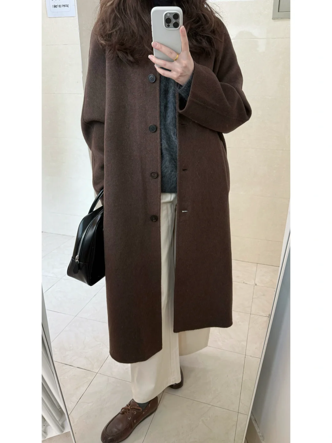 降温穿什么/ 经典巧克力大衣