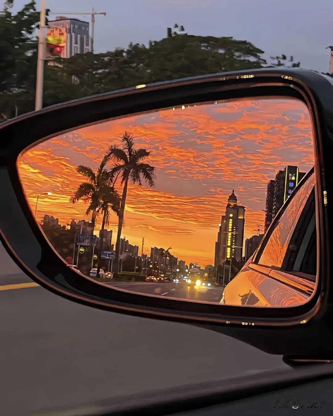 当你不再向外寻求认可，而是向内滋养自己，便会发现：最动人的模样，从来都是忠于自我