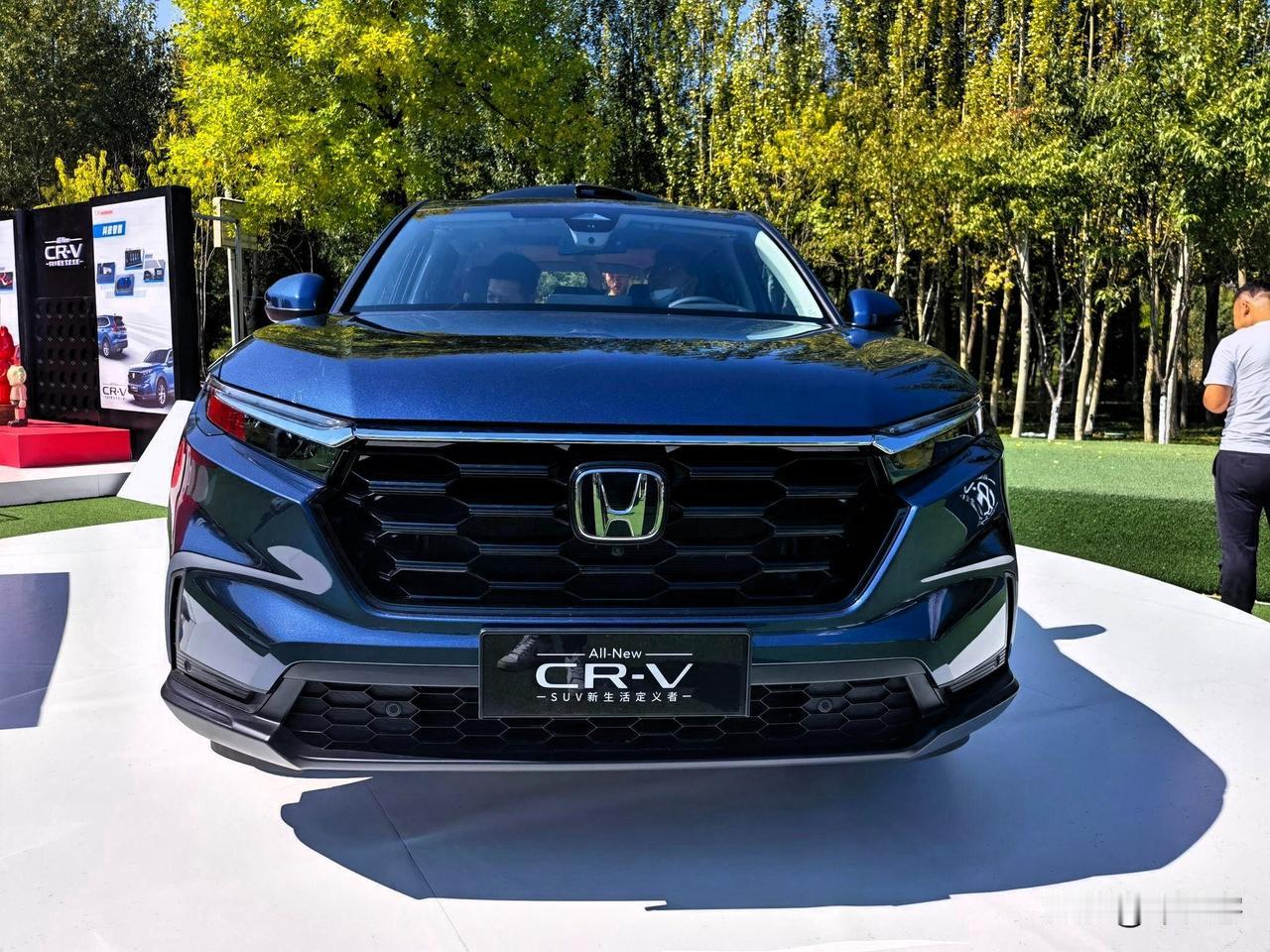 能上汉兰达的怎么可能正眼看一眼CRV

本就是两台不同级别，不同级别，不同消费群