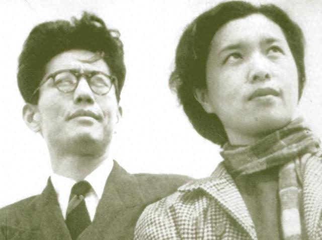 83年乔冠华去世后，中央发出40字讣告，章含之痛哭流涕：我再无力气活下去了
19