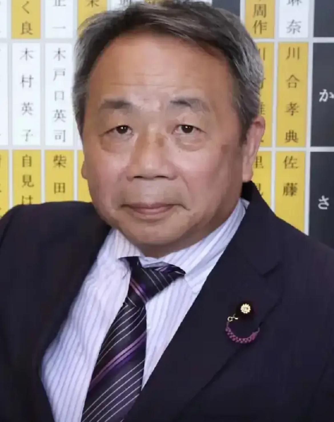日本参议员、汉奸石平今天（7月1日）叫嚣道：“今天7月1日，中国的《民族团结进步
