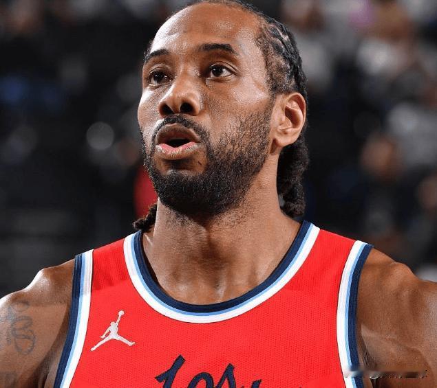 他娘的，又来了！🇺🇸美媒：“伦纳德因脚踝伤病情况无法参加对抗性训练，这已经是