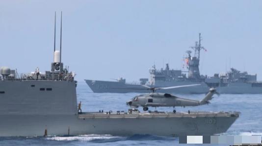 这次，不绕弯子了：你说拦截是宣战？那我们也明说——给台湾送武器，就是入侵中国！对