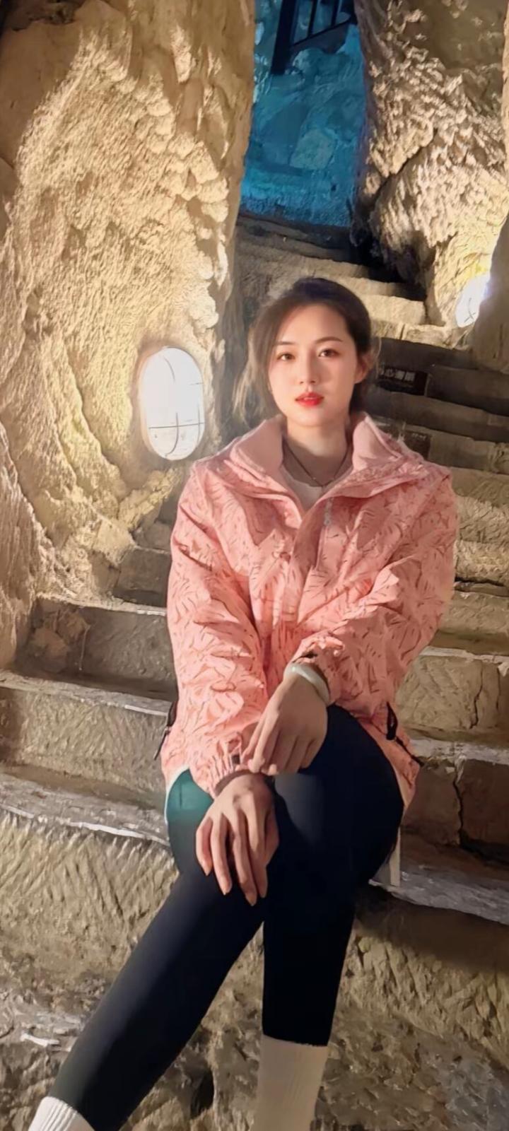 新年爱好打卡41. 两个人在一起，最重要的是心安。不用猜来猜去，不用小心翼翼，不