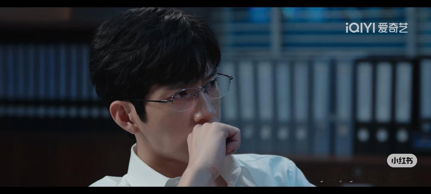 井柏然 最佳赏味期 看了对江寒声的理解才明白什么叫演员的“二创”能力。他说“他的