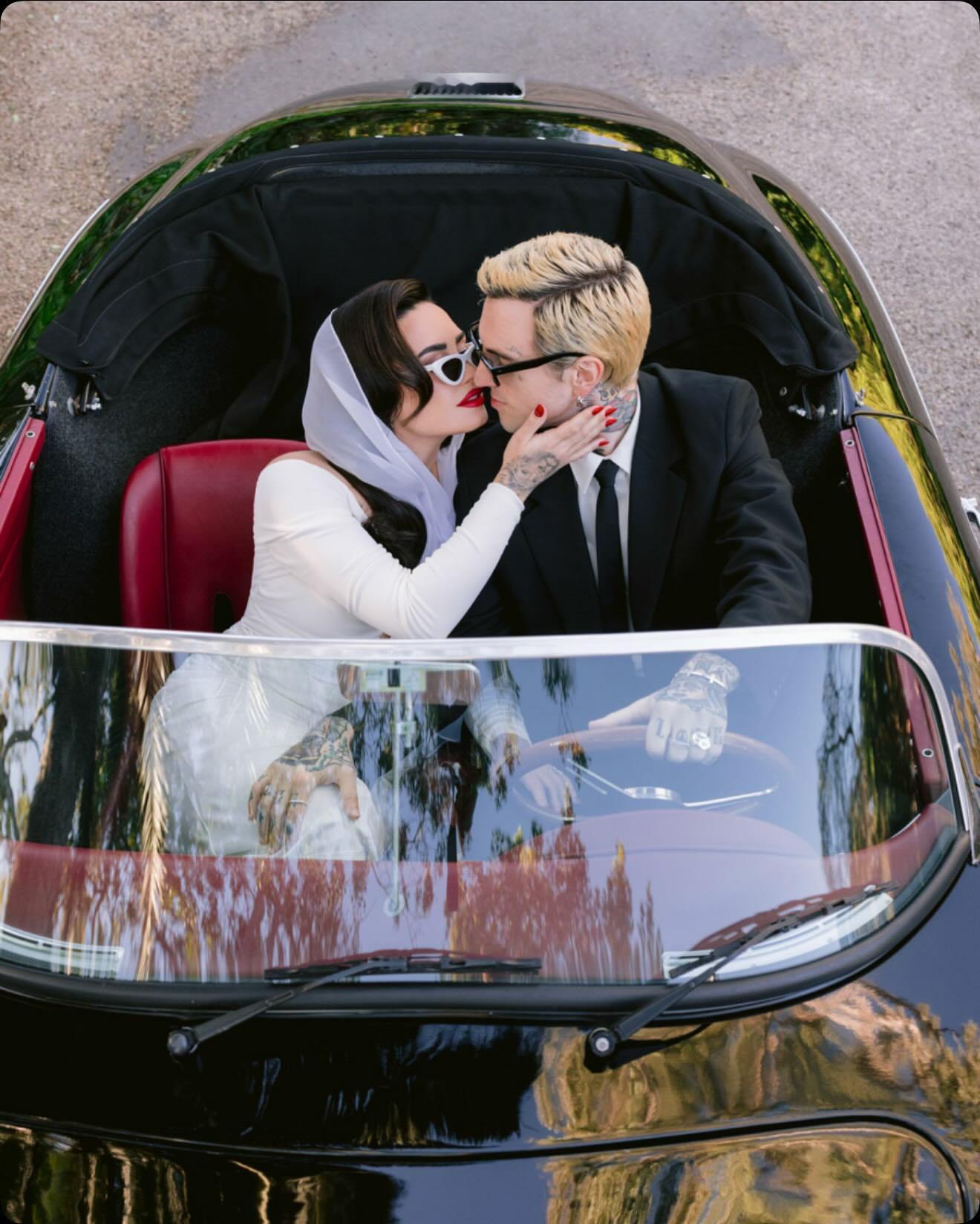DemiLovato结婚 歌手Demi Lovato和相恋了3年多的男友Jord