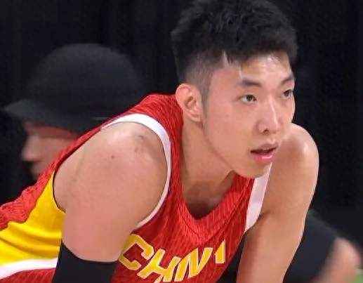 中国男篮大胜巴林！赛后评分:2人满分 4人优秀，廖三宁才是真大腿