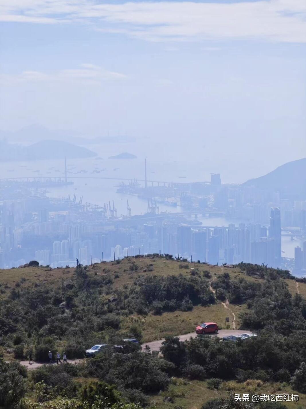 男人生理性爱上一个女人，根本不是喜欢，是爱到上瘾、戒不掉。
很多人以为，男人动心