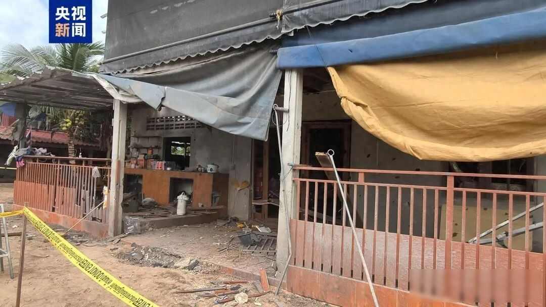 泰柬边境还在打，特朗普说停火没人信，平民跑断腿

12月13日，泰国和柬埔寨边境