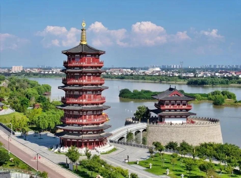 洛阳堪称河南旅游界的扛把子，但要说它是河南最好的旅游城市，还得探讨探讨。

洛阳