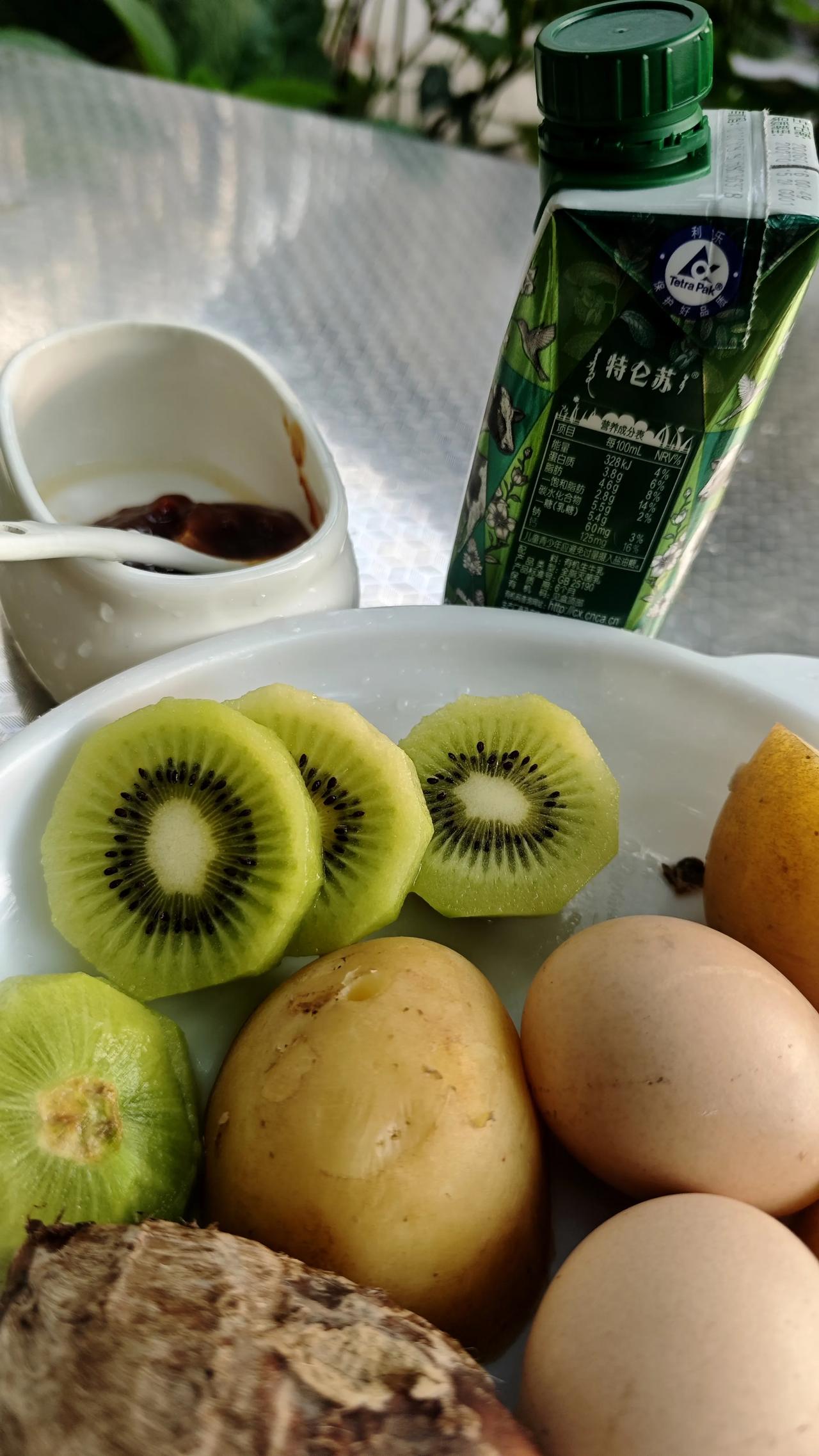 最近一下病了好多天，咽喉炎反复加重，严重影响睡眠，也导致体格受损，体虚无力，昨日