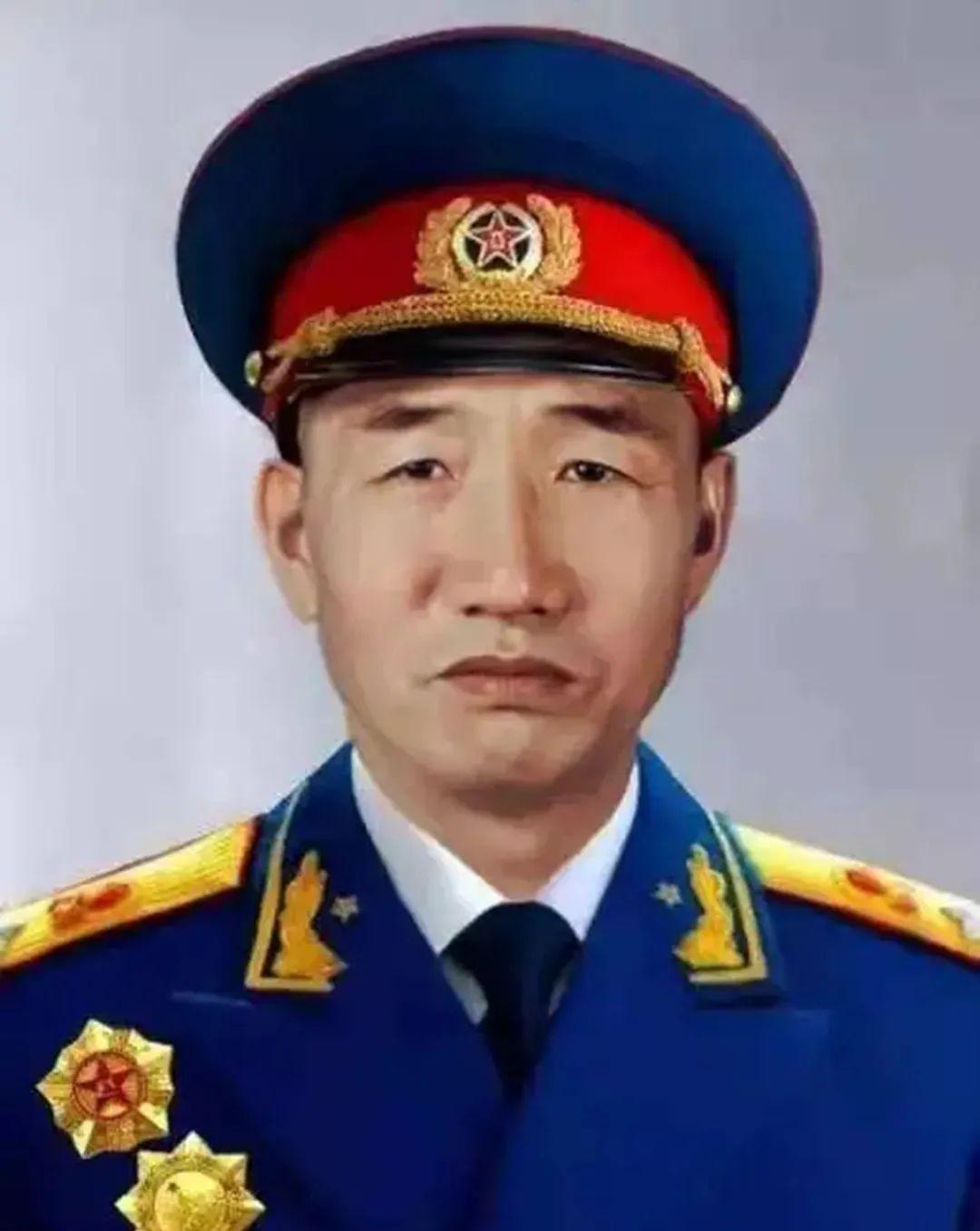徐向前元帅临终留下三条遗嘱，为何中央只采纳其中一条，其余两条被忽略了呢？
195