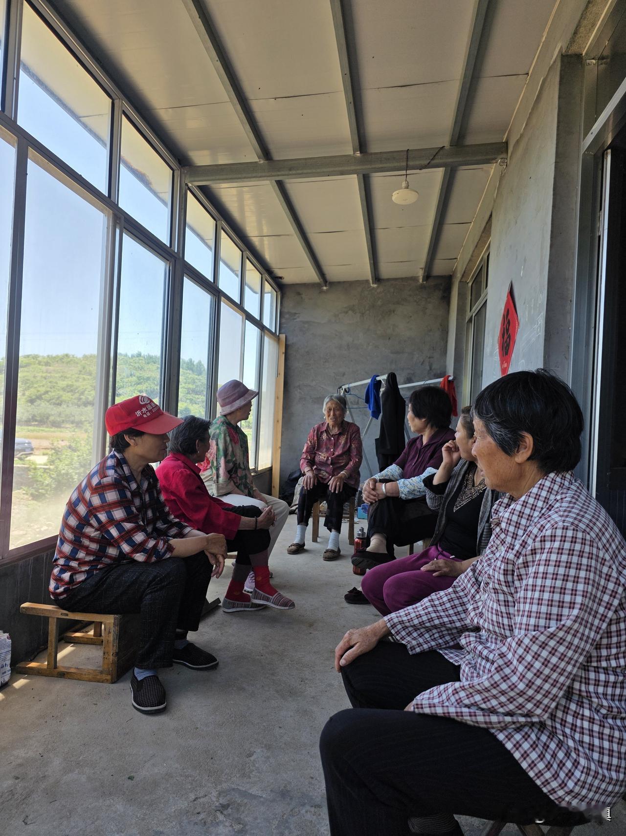 越来越明白的事：圈子越小，日子越舒心……
 
人在职场，总想着把圈子做大，越大越
